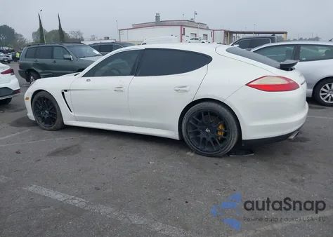 2012 Porsche Panamera 4 z USA, uszkodzony, nr VIN WP0AA2A70CL013973